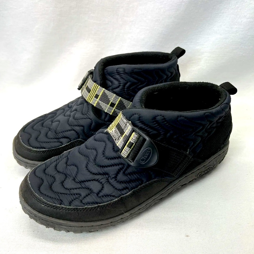 Chaco Women's Sz 10.5 Ramble Puff Snow Bootie Slipper Boots Black Water Resist